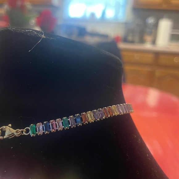 Colorful Choker Necklace with Pink Gummy Bear Pendant - Picture 4 of 7